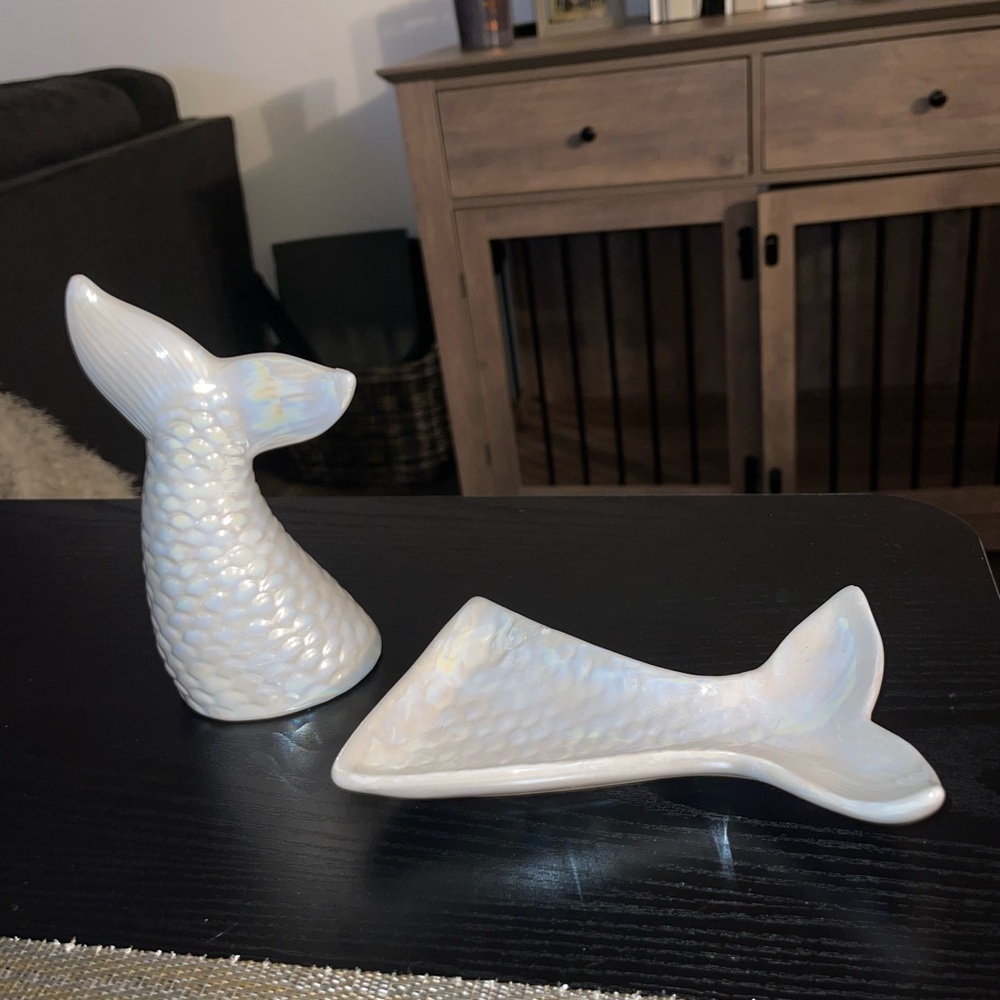 Mermaid Tail Ceramic Decor Set - Iridescent White
